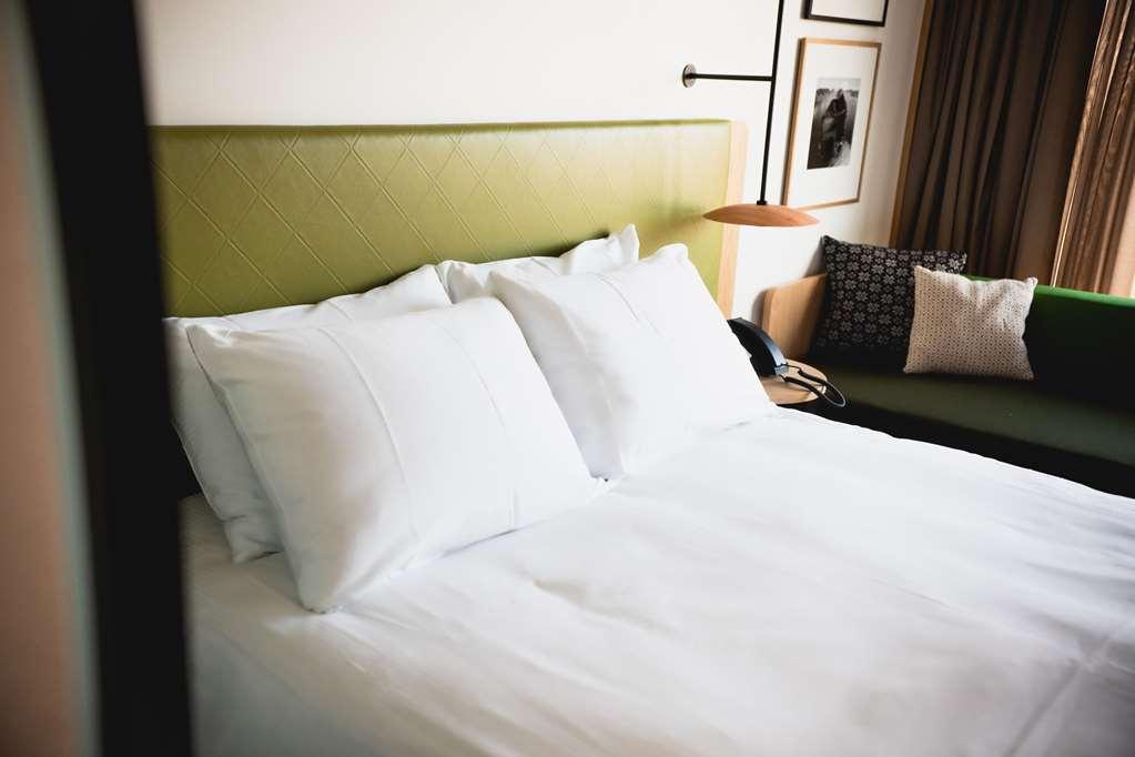 Hilton Garden Inn Faroe Islands Tórshavn Szoba fotó